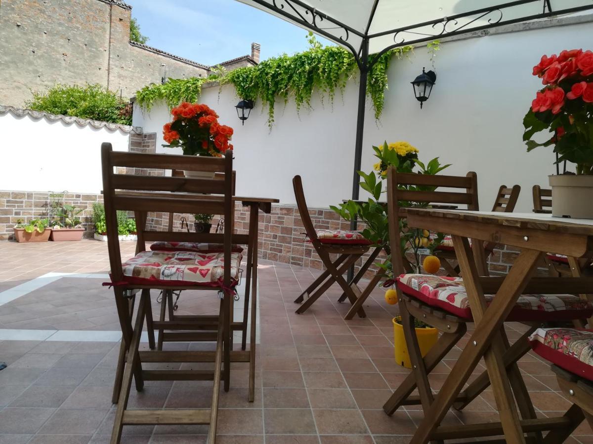 B&B La Terrazza Мантуя Экстерьер фото