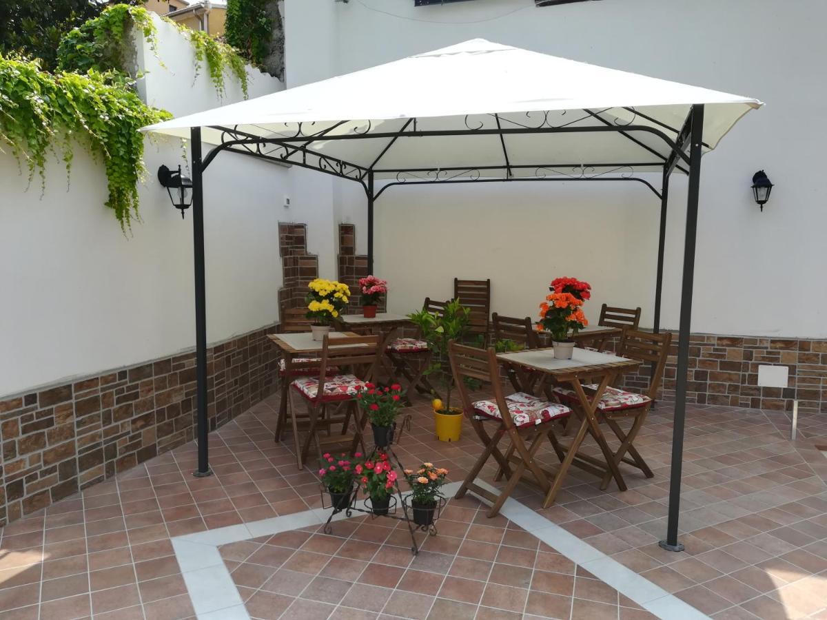 B&B La Terrazza Мантуя Экстерьер фото
